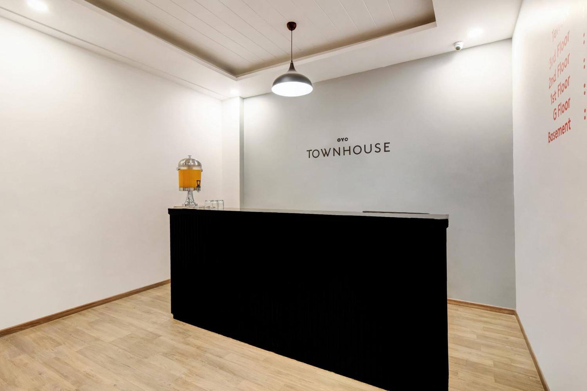 Townhouse Jaipur Airport Hotel Bagian luar foto